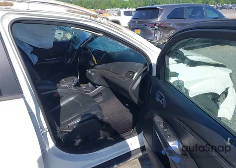 2015 Dodge Journey Crossroad z USA, uszkodzony, nr VIN 3C4PDCGG8FT567835